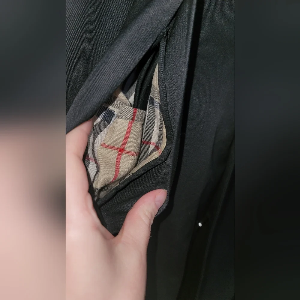 Burberry Men's Trench coat w/ removal wool lining  40R - Picture 13 of 16